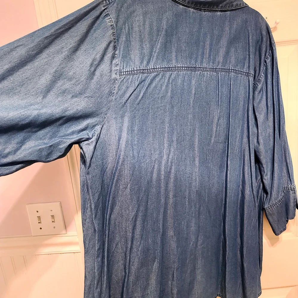 mark. Blue Denim Women's Top - Picture 8 of 8